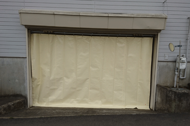 施工事例ビニールカーテン＋大型レール